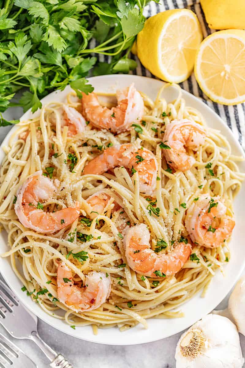 An overhead view of a plate of shrimp scampi.